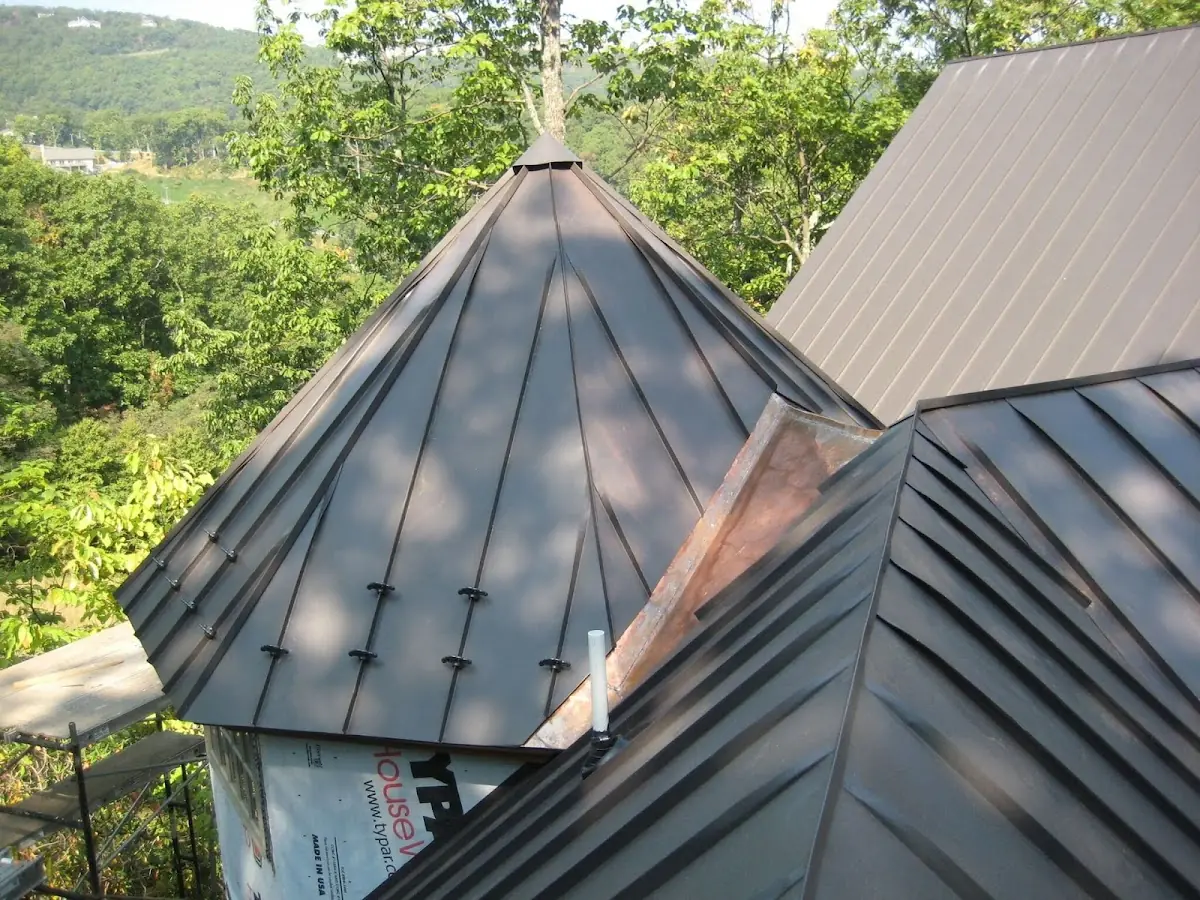Professional Shingle Replacement & Repair by Craftsman Roofing in Homewood